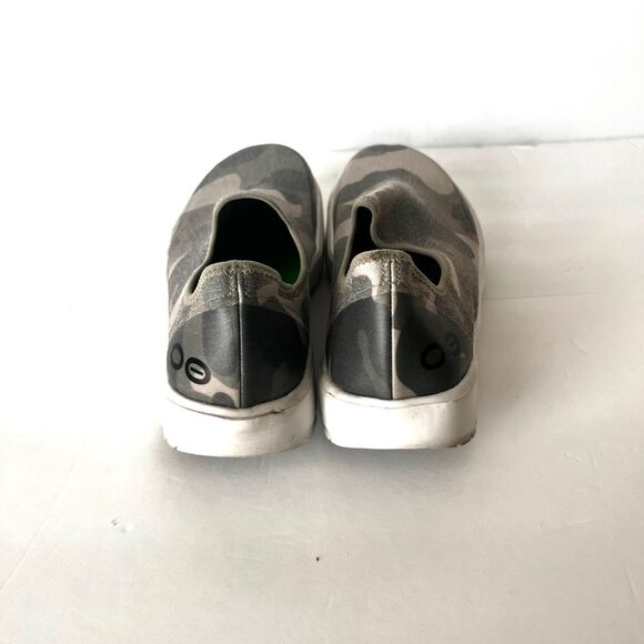 OOFOS WOMENS OOMG EEZEE SLIP ON SNEAKER CAMO Limited - Picture 7 of 8